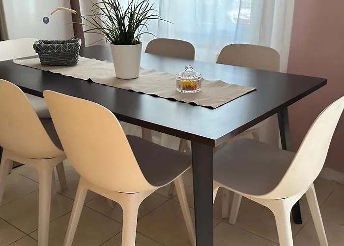 Oasis Luxury Detached House In Thessaloniki With Hydromassage