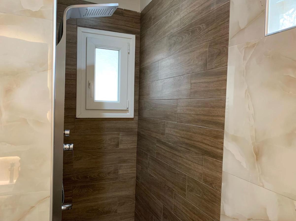 Apartament Oasis Luxury Detached House In With Hydromassage