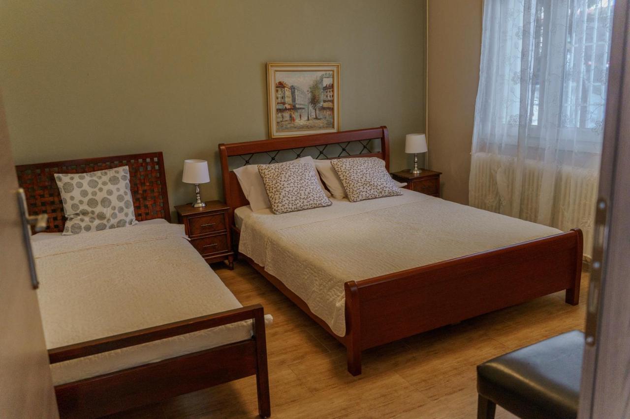 Apartament Oasis Luxury Detached House In With Hydromassage